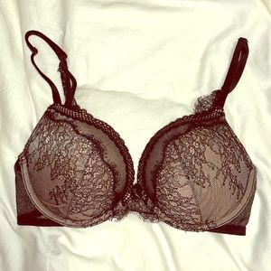 Victoria’s Secret Very Sexy Push-Up Bra 32D
